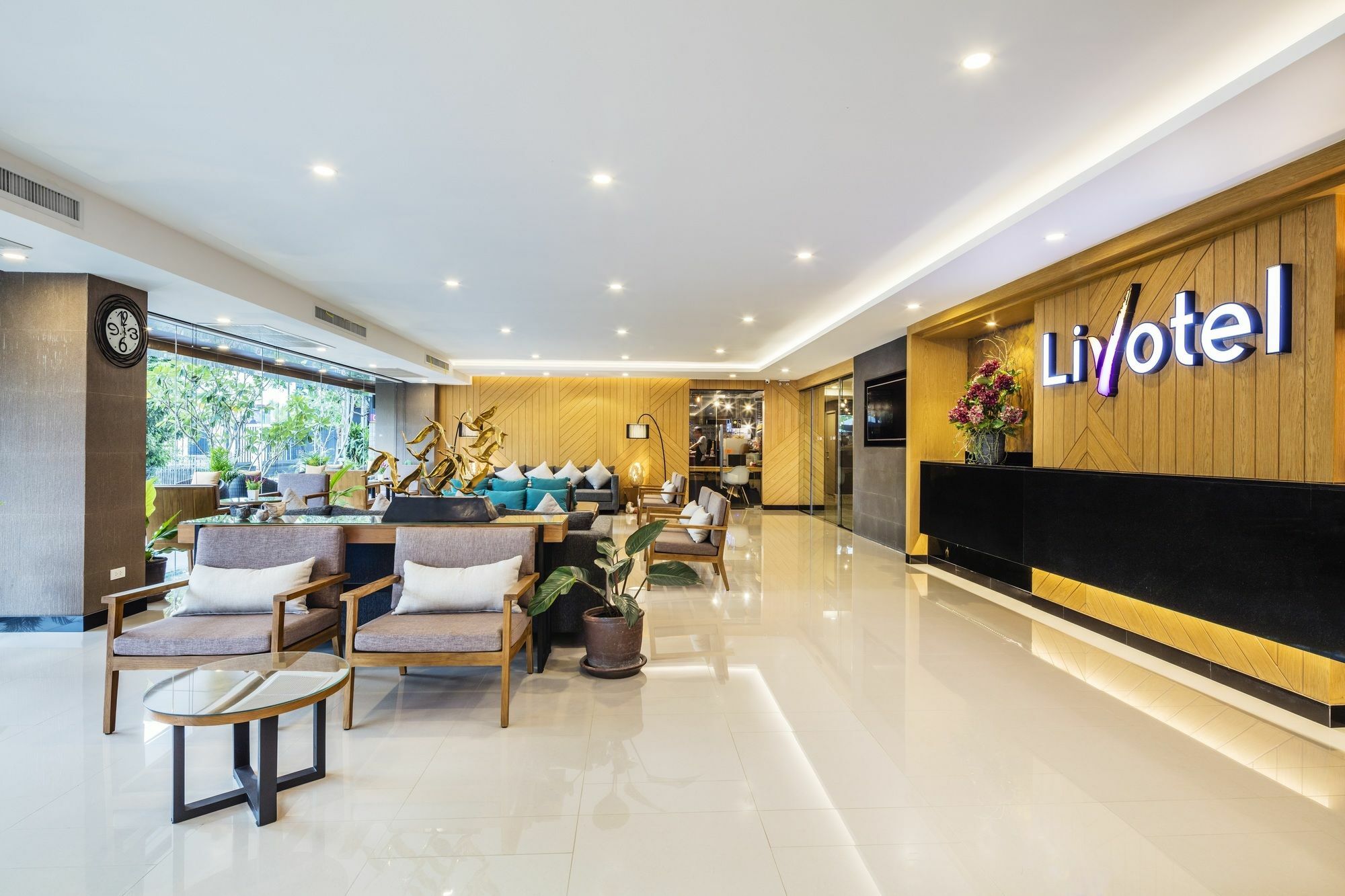 Livotel Hotel Hua Mak Bangkok Exterior photo